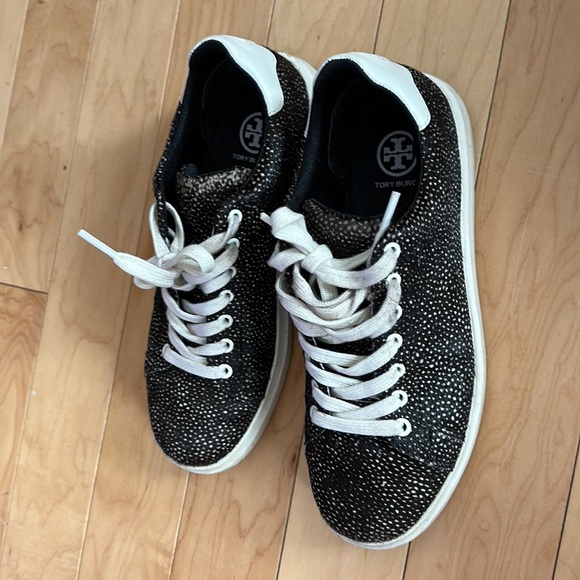 Tory Burch Sneakers - Picture 4 of 7